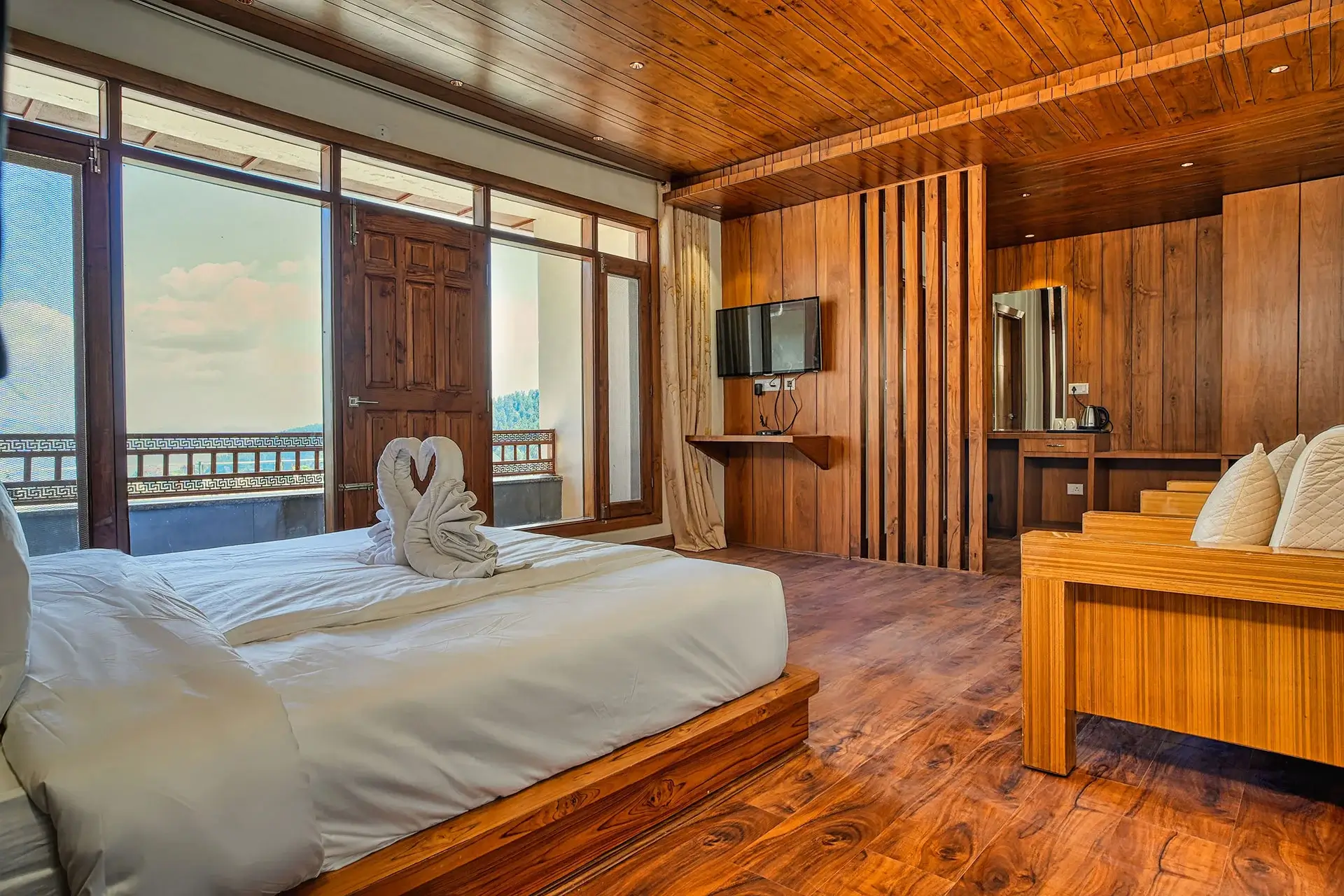 luxury rooms in Kufri